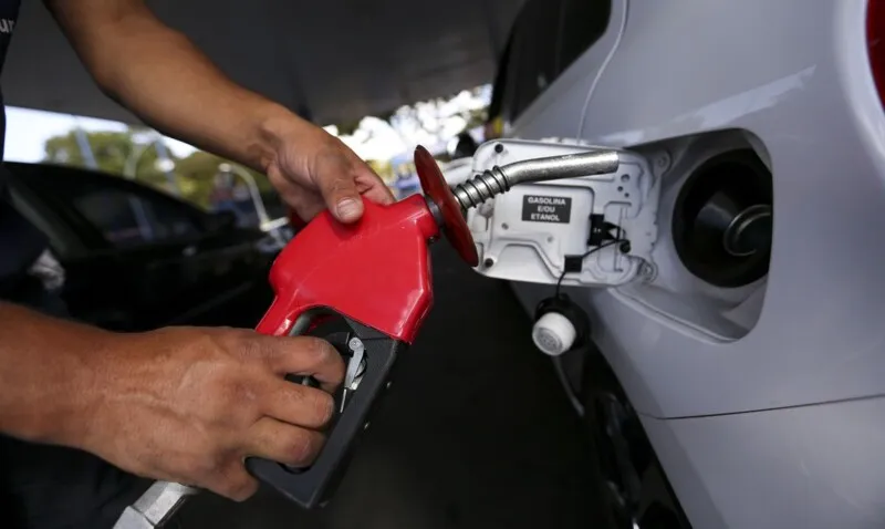 Gasolina e diesel têm aumento nos postos do Brasil