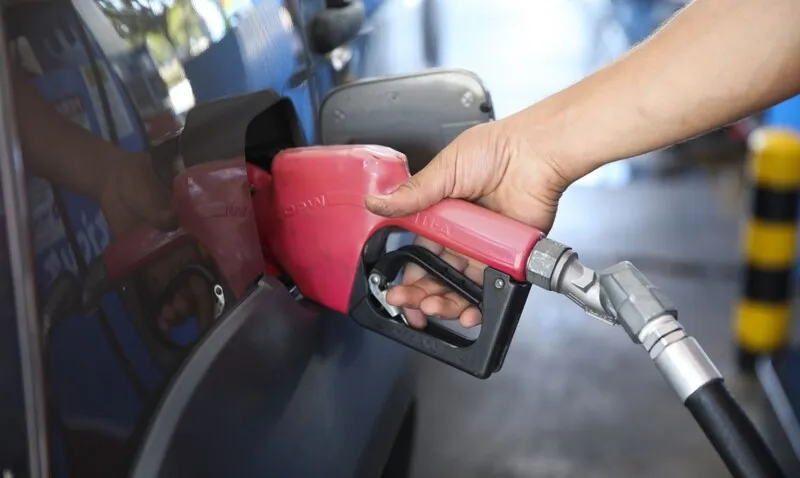 Preço do Diesel  reduzirá a partir desta sexta-feira,05.