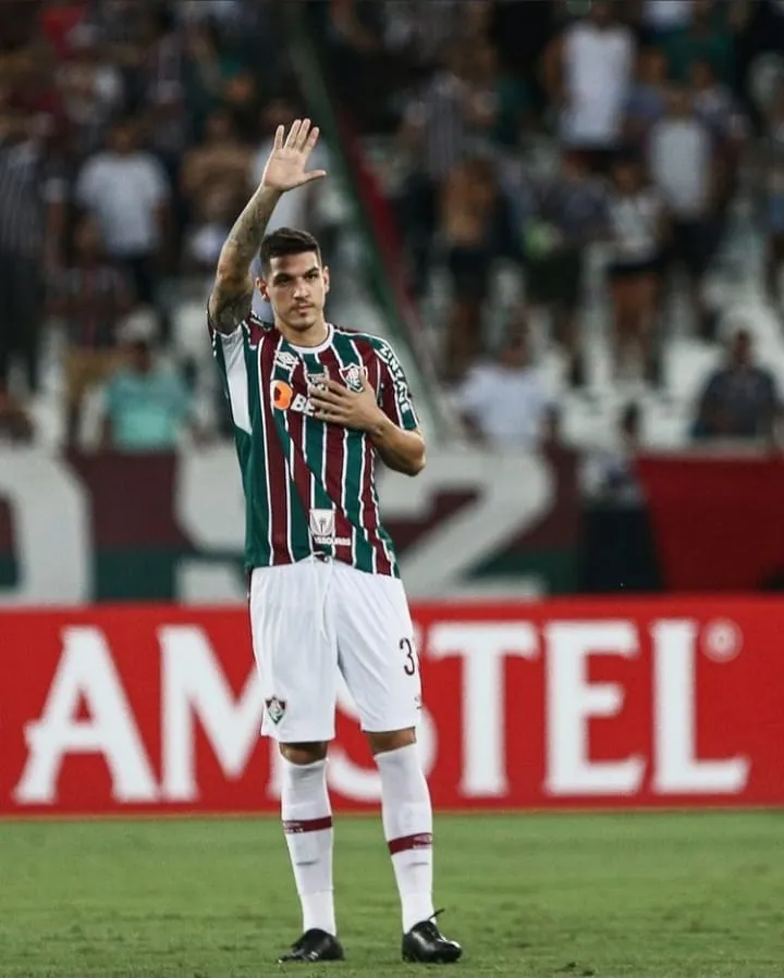 Nino, zagueiro do Fluminense