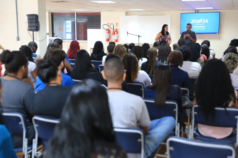 Jovens selecionados na segunda edição do EcoSocial têm primeiro dia de aulas