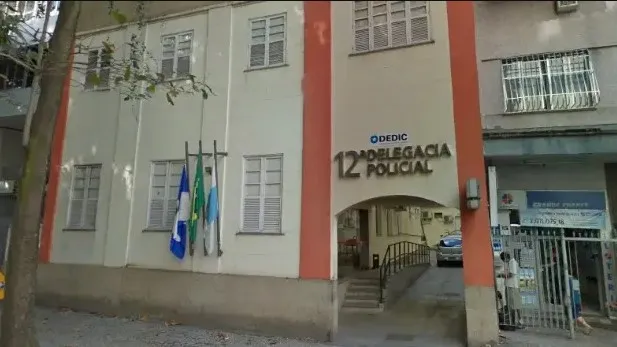 Suspeito foi encontrado por agentes da UPP Santa Marta e levado para a 12° DP, em Copacabana