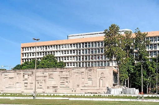 Direção da Escola de Belas artes suspendeu aulas a partir desta quarta (14/09); expectativa é de que encontros retornem em uma semana