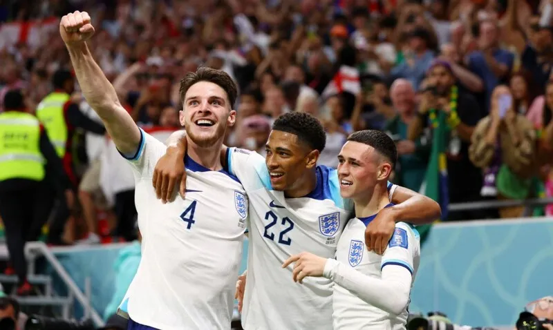 Inglaterra avançou