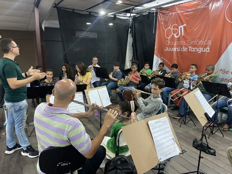 Ensaios acontecem na Escola Municipal Iasmim Gonzaga Arantes