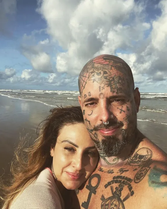 Tico Santa Cruz e esposa, Luciana Rocha Fontenelle.