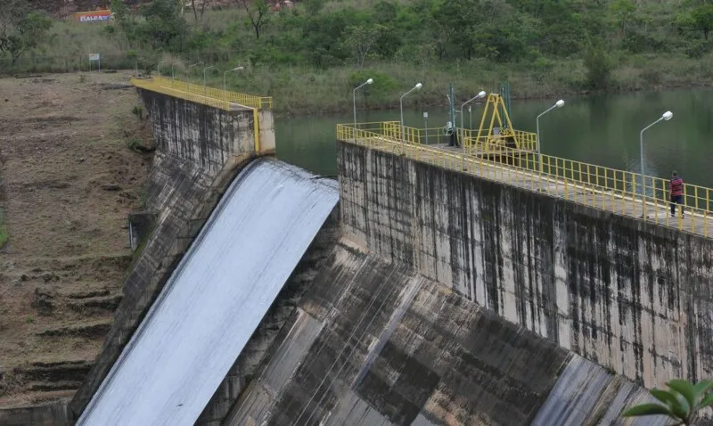 A nova perspectiva é de chuvas equivalentes a 73% da média histórica
