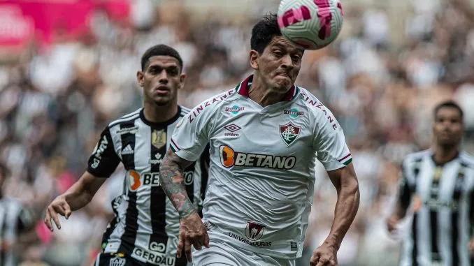 Cano chegou a marcar, mas estava impedido e gol foi invalidado