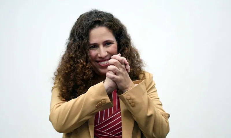 Esther defendeu rediscussão da governança de empresas estatais
