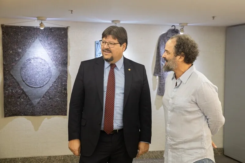 O procurador-geral de Justiça Luciano Mattos esteve na abertura da exposição