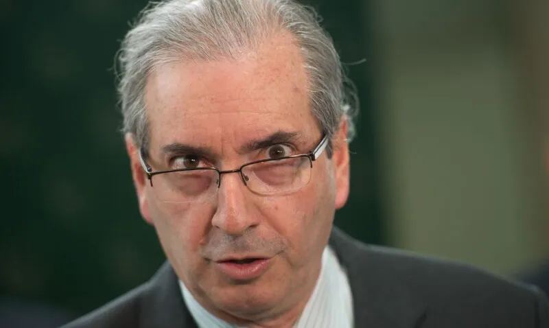 Eduardo Cunha afirma ser antipetista