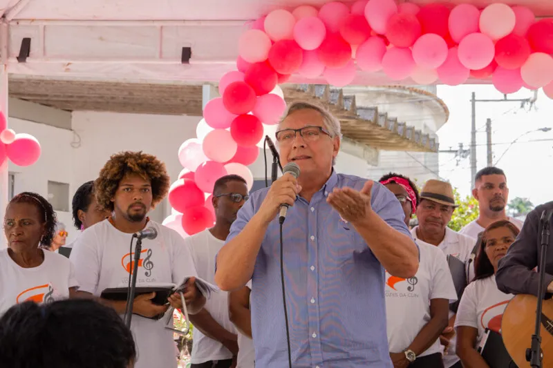A ação contou a participação do Coral Vozes