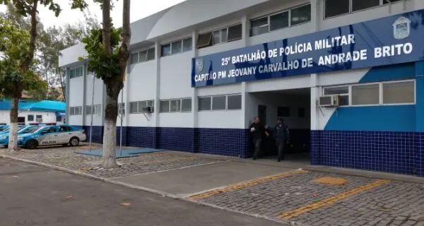 Disparo teria acontecido durante confronto entre PM e suspeitos em Jardim Esperança, segundo relatos