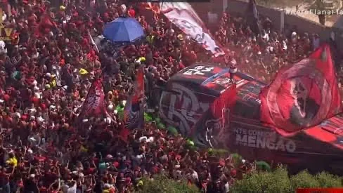 Delegação do Fla pegou o voo de 10h40