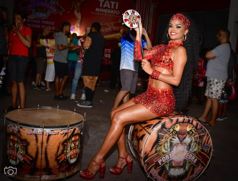 Este é o terceiro carnaval de Anny Alves na Porto da Pedra