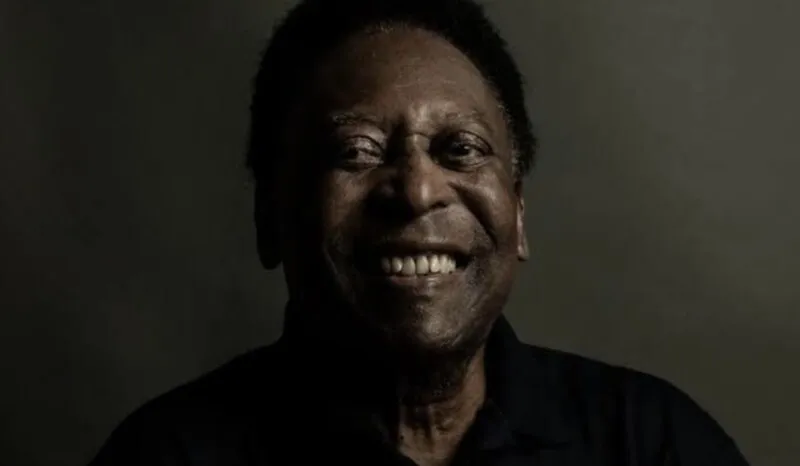 Pelé deixou mensagem aos brasileiros em seu perfil do Instagram