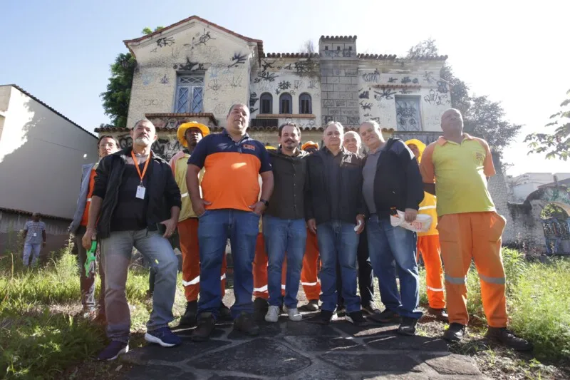 Foi realizado um serviço de limpeza e de avaliação das condições do local