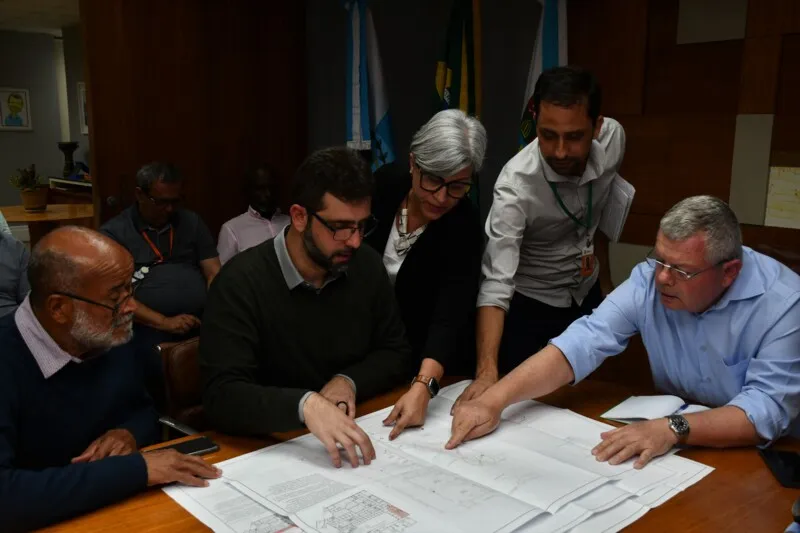 Projetos foram apresentados nesta segunda-feira