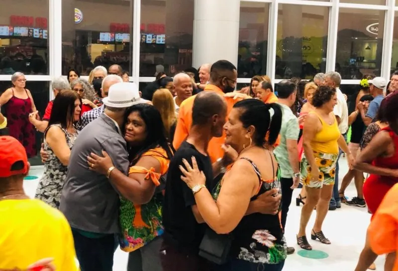 Baile da Dona Helô, em São Gonçalo