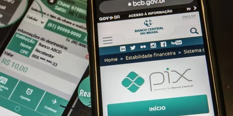Pix se mantém em alta