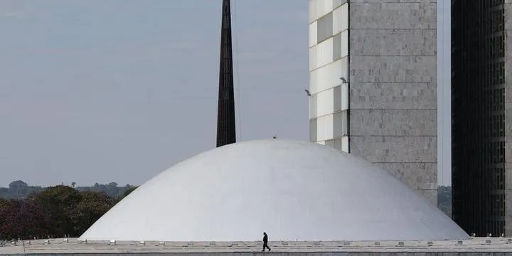 Texto não será mais apresentado nesta quarta-feira