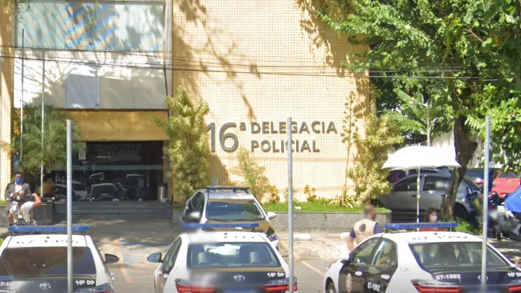 Foragido foi levado à 16ª DP (Barra da Tijuca), onde ficará sob custódia