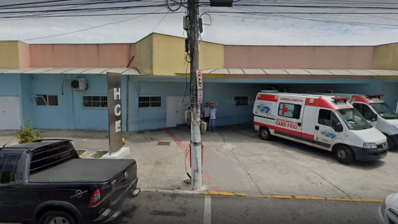 Vítima foi socorrida e lavada para  o Hospital Central de Emergências, em Cabo Frio