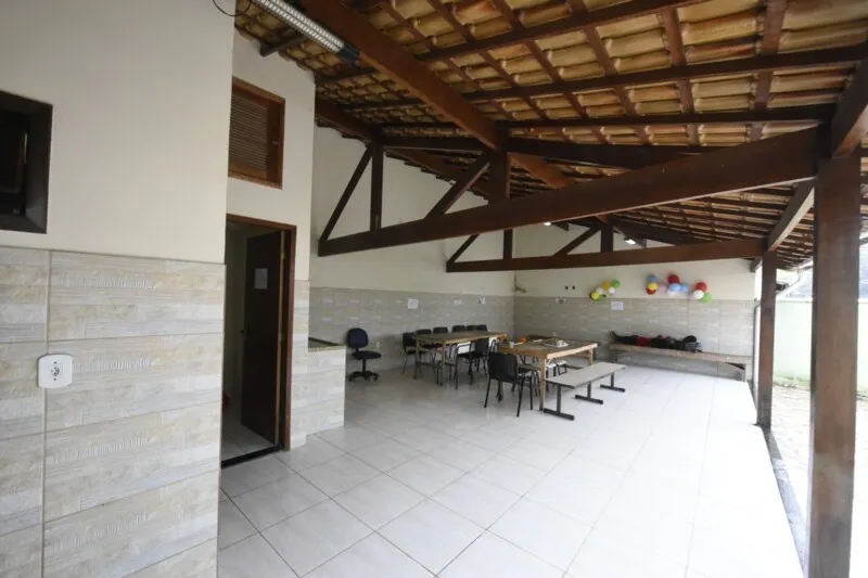 O espaço localizado na Rua Davi Ferreira dos Santos, 95 (casa verde ao lado da Creche Recanto da Amizade) j