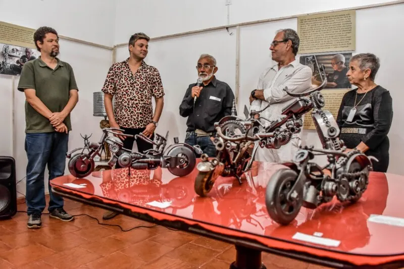 Exposição foi inaugurada na última quinta-feira (06/10) e fica aberta ao público até 1° de novembro