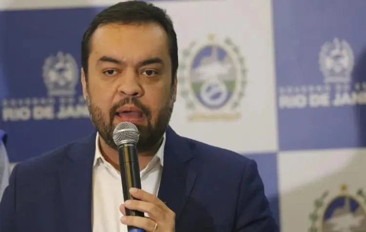 Ele precisou cancelar compromissos de sua agenda até quarta-feira (26)