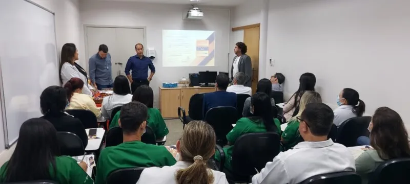 Empresa é líder no mercado de soluções de gestão de informações clínicas