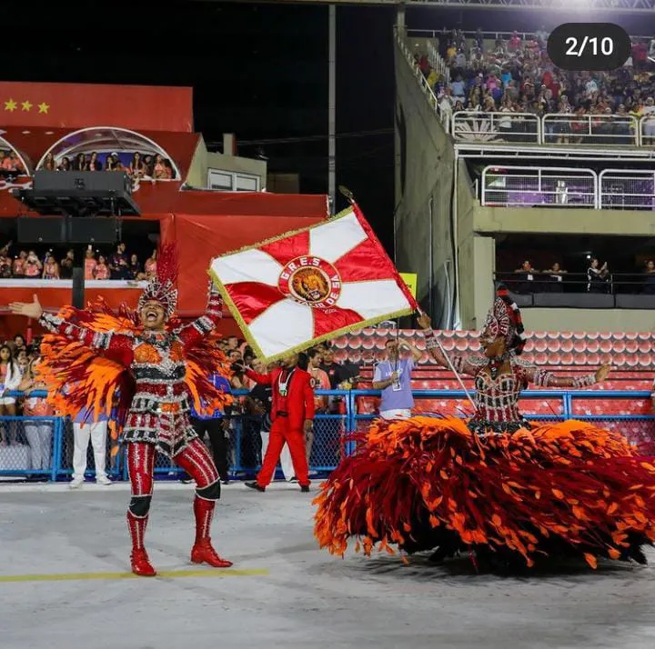 "É Mengo tengo, no meu quengo é só Flamengo"