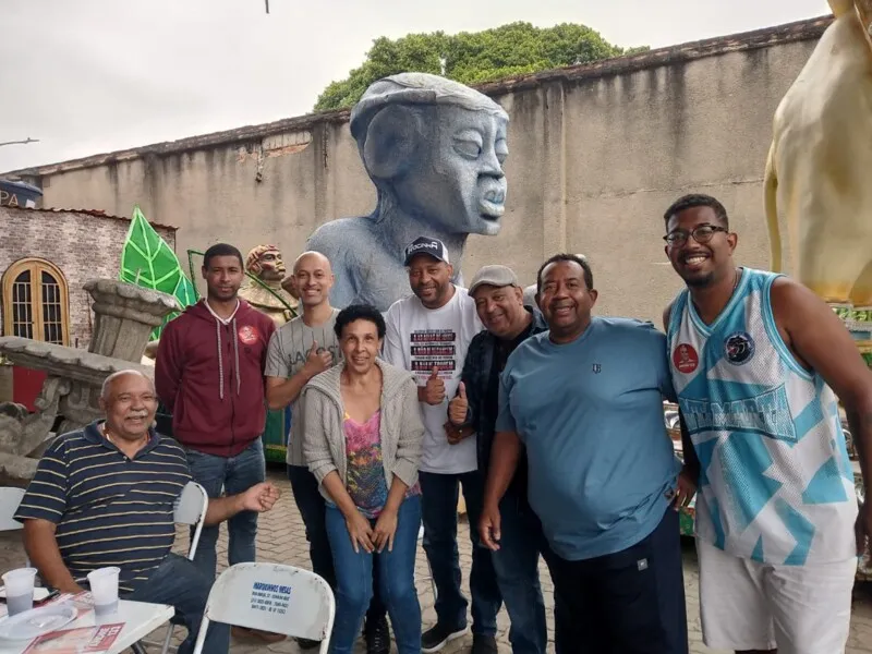 O anúncio foi feito neste domingo, 11, durante um almoço especial para as escolas no barracão de alegorias