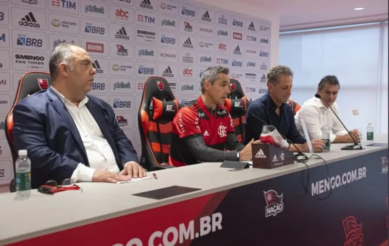 O tema central poderá ser sobre a polêmica com Diego Alves