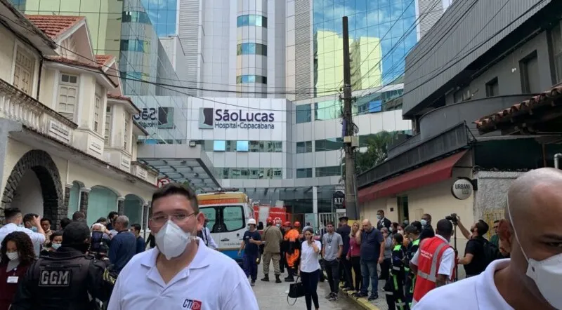 Fogo atinge Hospital na Zonal Sul do Rio