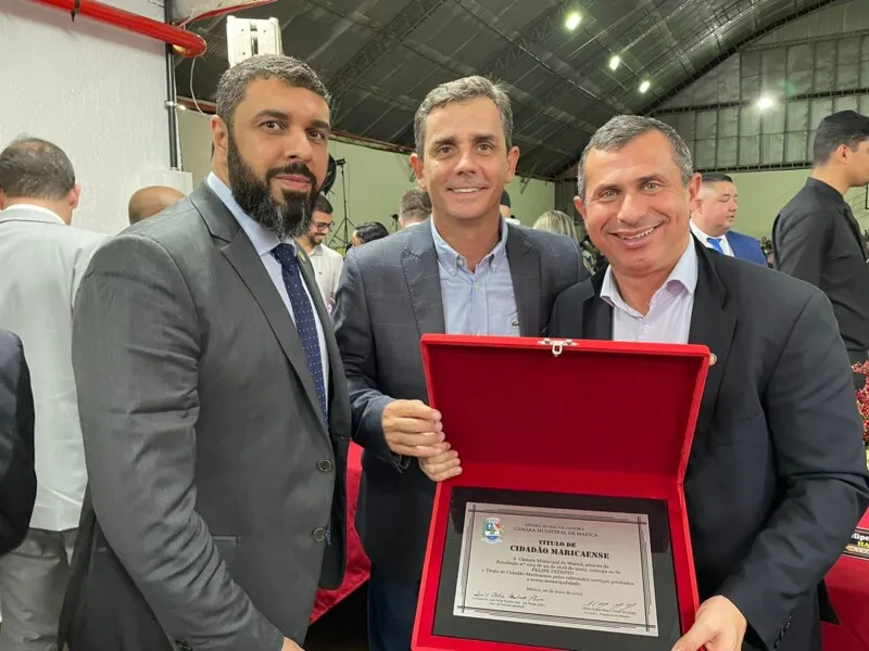 No total, 76 personalidades foram agraciadas por indicação dos vereadores