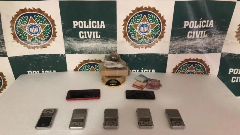 O homem foi preso em flagrante nesta terça (6)
