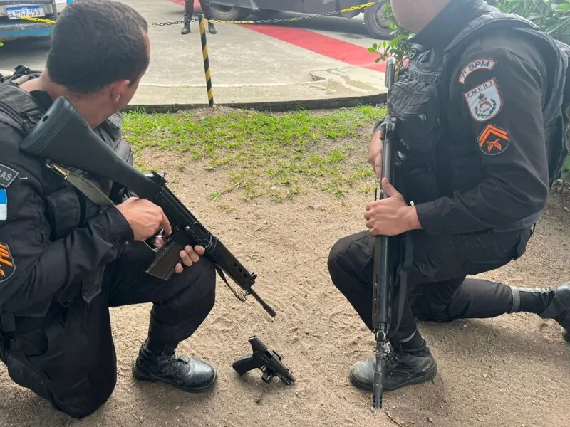 Agentes do 7°BPM apreenderam uma pistola após confronto