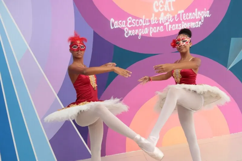 Projetos como Casa Escola de Arte e Tecnologia (CEAT) de Itaboraí: espaços para educação e diversão