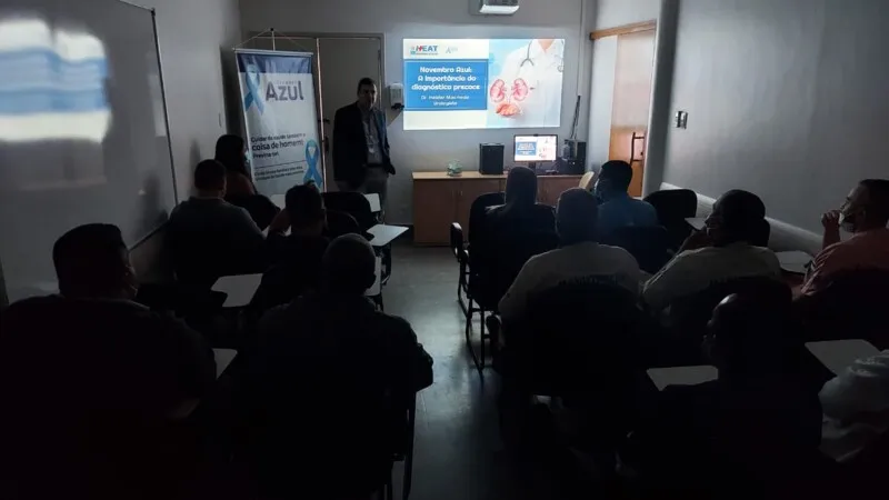 Urologista palestrou sobre diagnóstico rápido para enfermeiros e servidores do Heat