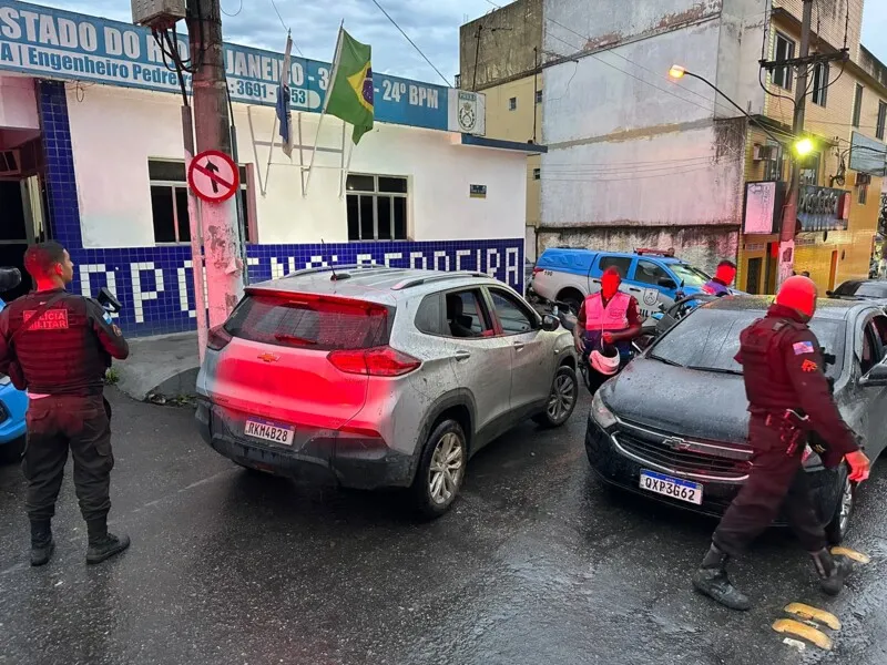 Casal foi libertado sem nenhum ferimento
