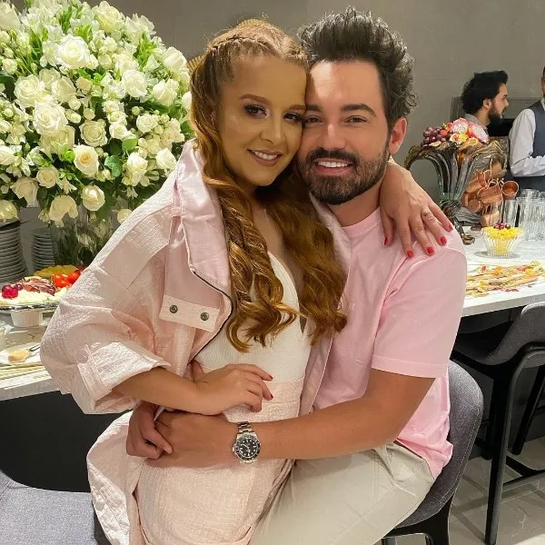 Casal rompeu mais uma vez