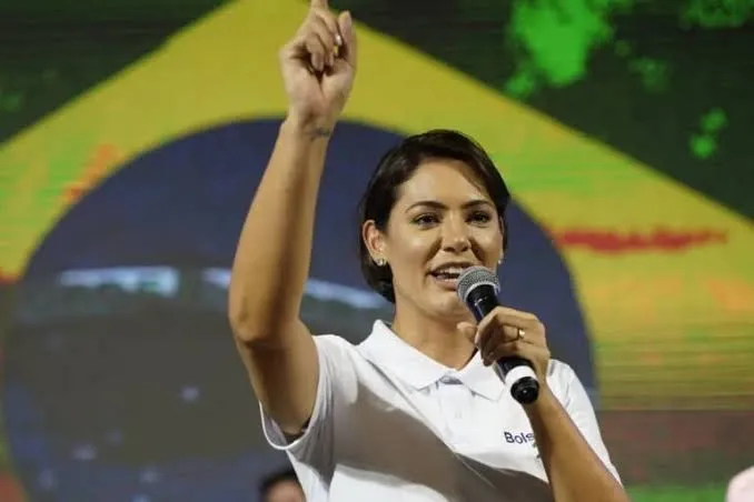 Michelle participaria de um evento na igreja evangélica
