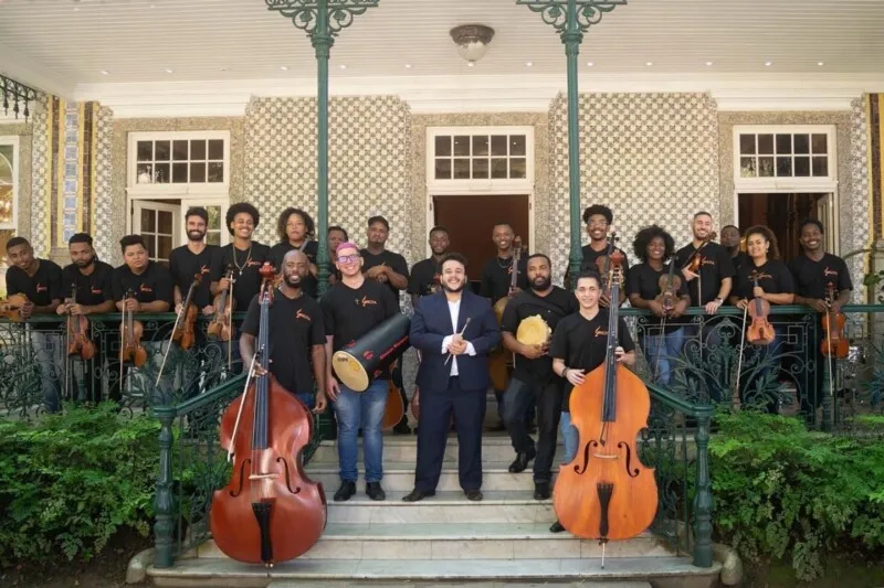 A Orquestra da Grota é uma iniciativa do Espaço Cultural da Grota, projeto social sem fins lucrativos, que promove a inclusão de crianças e jovens