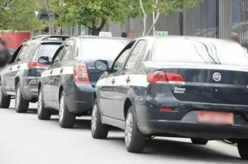 Imagem ilustrativa da imagem Taxistas de Niterói autorizados a circular com bandeira 2 em dezembro