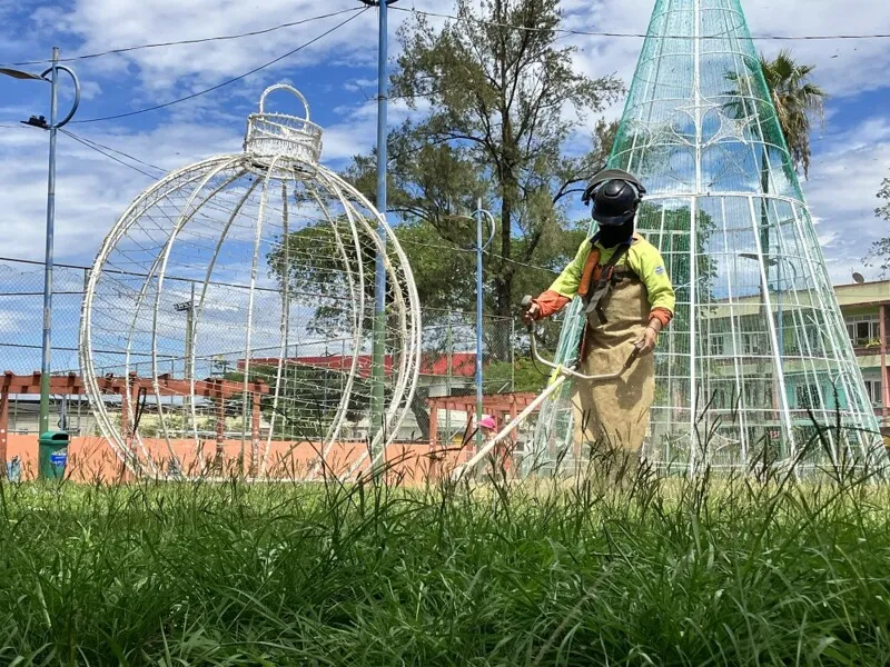 Profissionais da Secretaria de Conservação realizaram serviços de pintura e limpeza no local na manhã desta terça-feira (13)