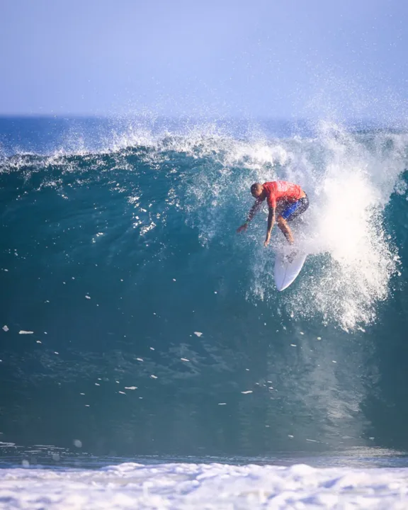 Niterói chega na reta final do Itacoatiara Pro