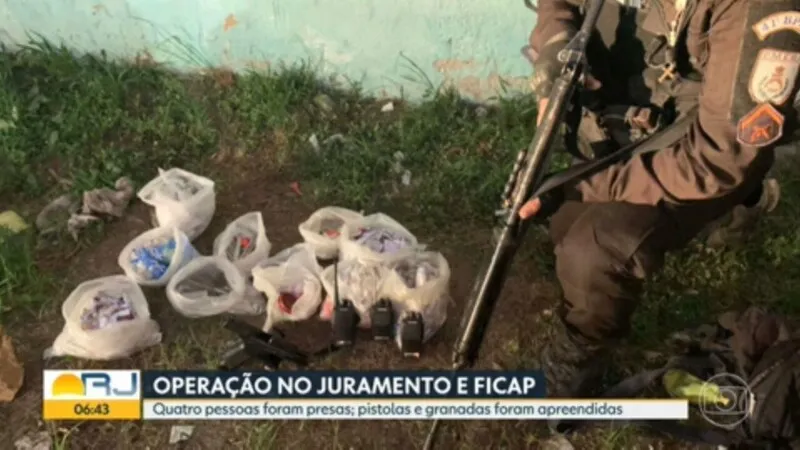 Drogas e armas foram apreendidas