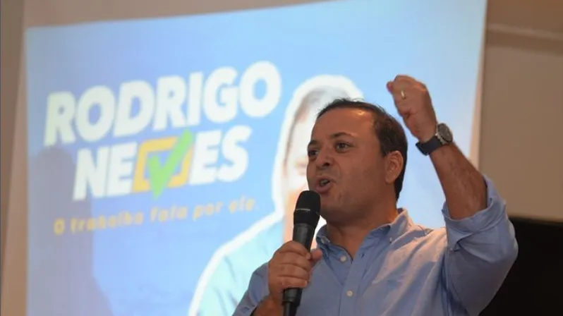 Posição foi oferecida pelo novo ministro da Previdência, Carlos Lupi, que preside o partido de Neves