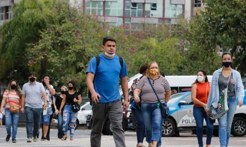 Até agora, 34.185.692 pessoas se recuperaram da covid-19