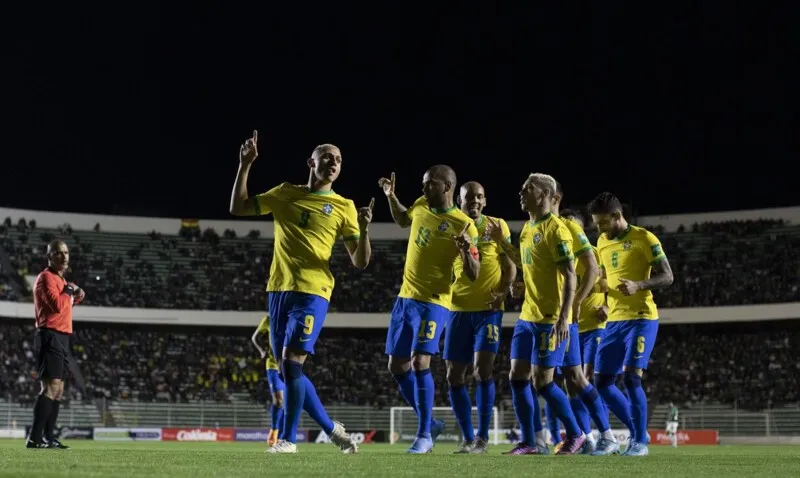 O ranking da FIFA determina os potes para o sorteio dos grupos da Copa do Mundo